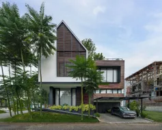 MG House